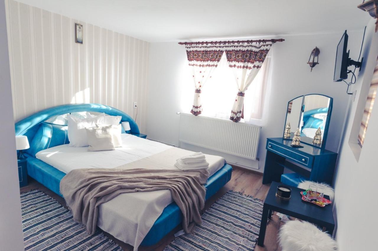 Hotel Rebecca Land Corbi Zewnętrze zdjęcie